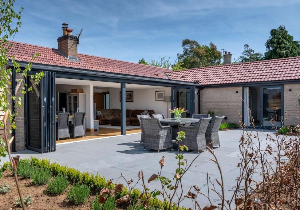April - Luxury Country Bolthole * Grantham